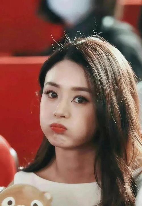 娱乐圈内吃瓜的明星,明星们如何成为吃瓜群众的新宠