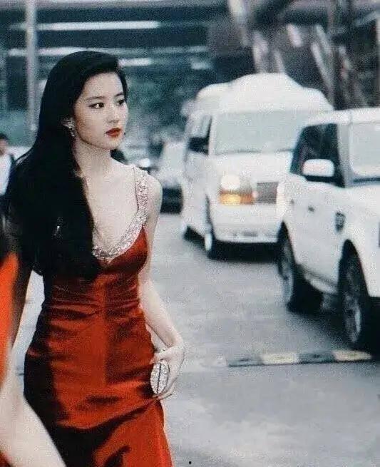 吃娱乐圈搞笑瓜的女明星,揭秘吃瓜女明星的欢乐时光