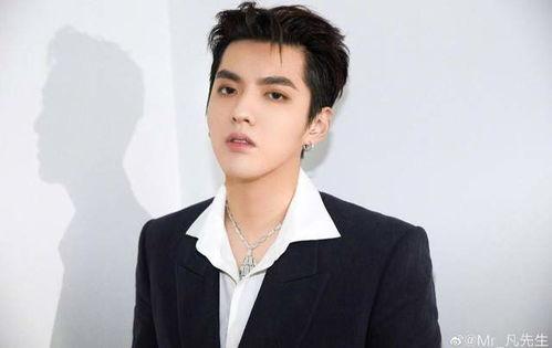 娱乐圈吃瓜艺人是谁,揭秘那些隐藏在幕后的明星八卦